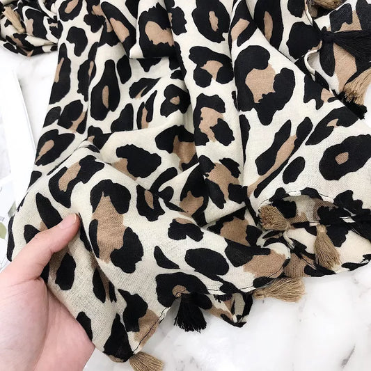 Fashion Leopard Print Tassel Viscose Shawl Scarf High Quality Neckerchief Winter Foulards Muslim Hijab Stole Sjaal Scarves
