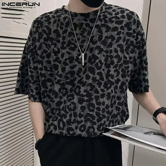 2024 Men's T Shirt Leopard Print O-neck Short Sleeve Loose Streetwear Fashion Men Clothing Summer Loose Casual Camisetas INCERUN